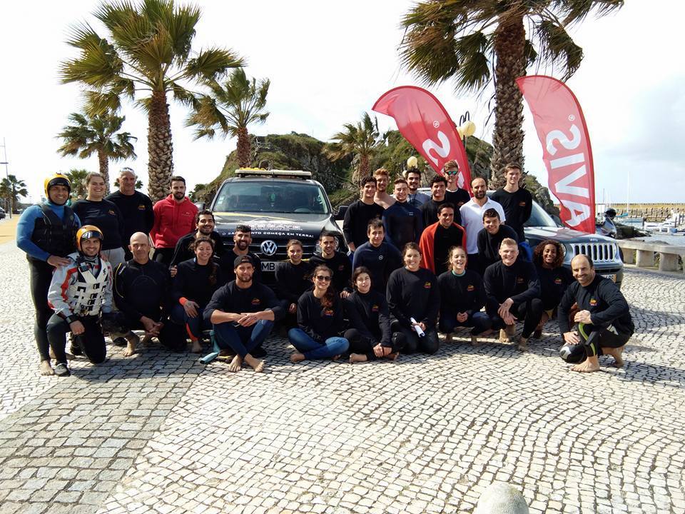 Equipa de salvamento aqu tico   resgate 2018 1 980 2500